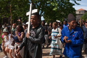 Photo of protesters at UCT on 4 October 2016