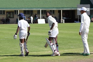 Photo of junior cricketers