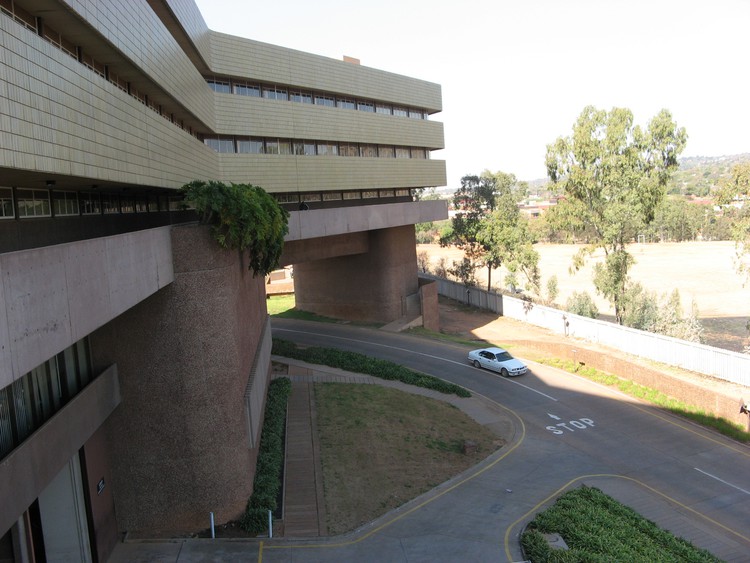 Photo of the UNISA building