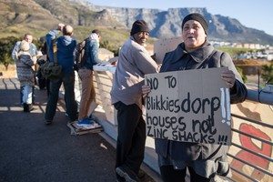 Picket against Woodstock evictions