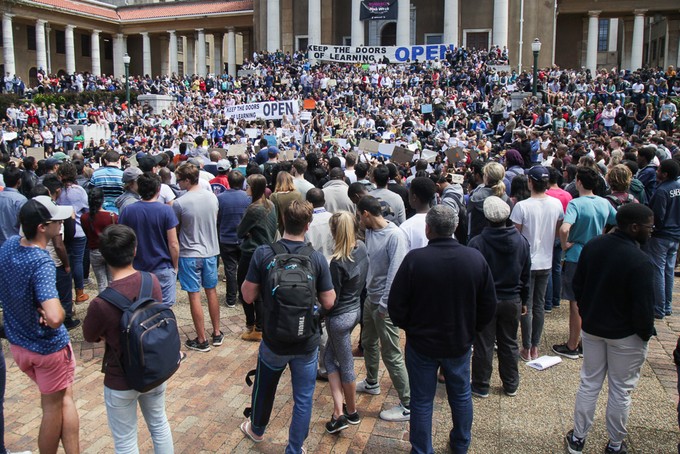 Photo of protest in support of opening UCT