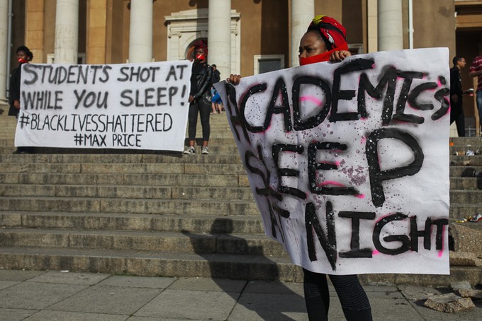 Photo of student protesters at UCT