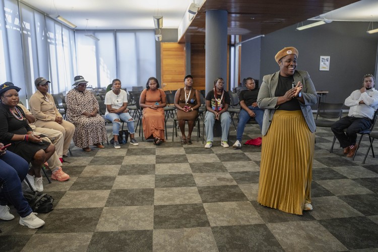 Summary image for article