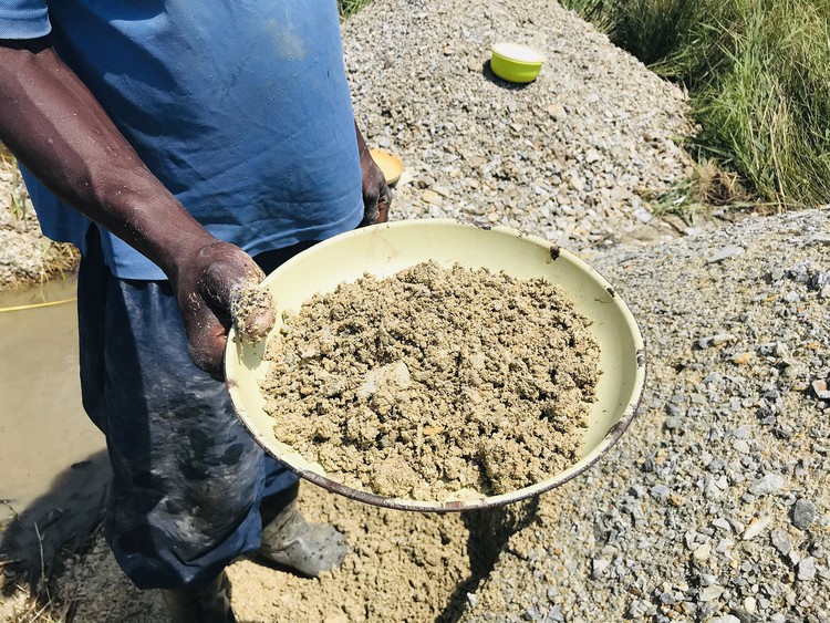 Photo of basin with soil