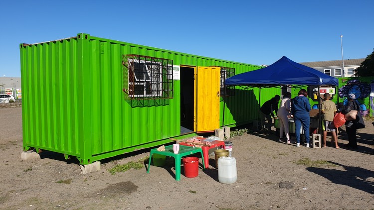 City of Cape Town stops Brass Bell restaurant from building on beach