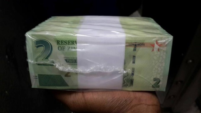 Photo of Zimbabwean bank notes