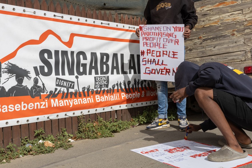 Summary image for article